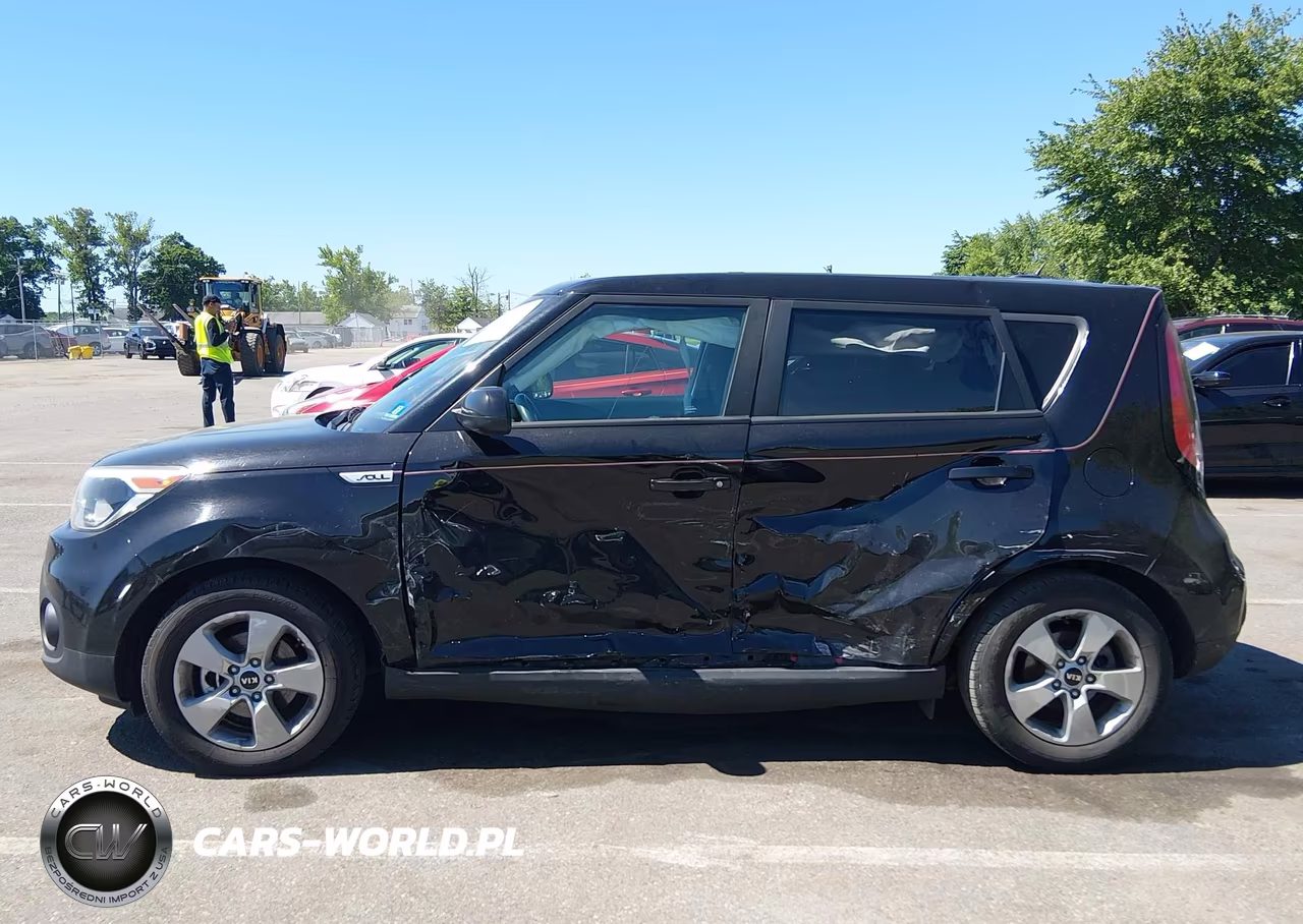 2018 Kia Soul VIN:KNDJN2A28J7589857 - 14