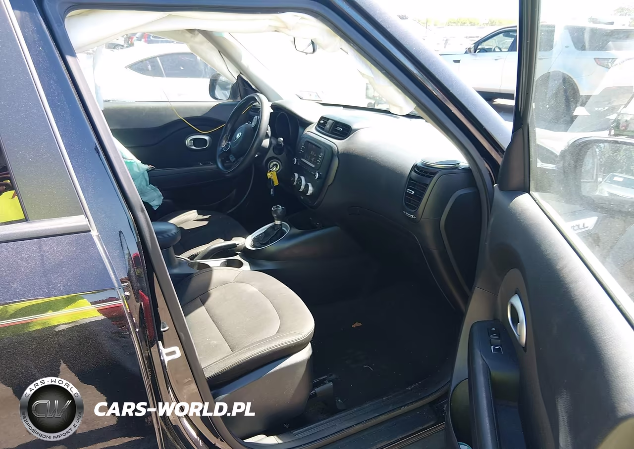 2018 Kia Soul VIN:KNDJN2A28J7589857 - 5