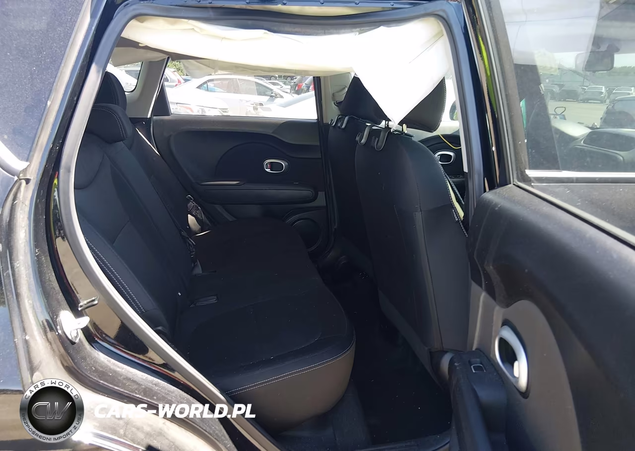 2018 Kia Soul VIN:KNDJN2A28J7589857 - 8