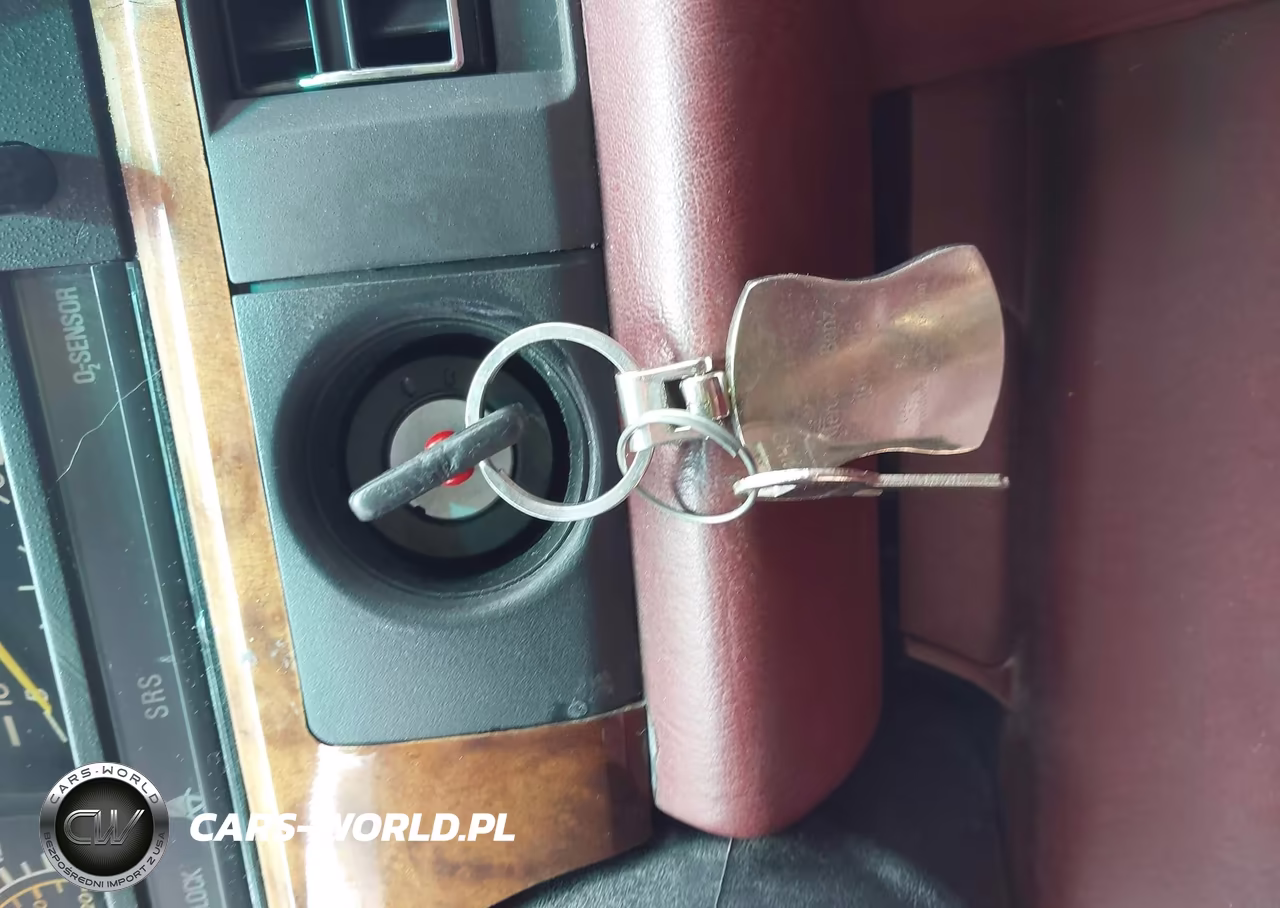 1985 Mercedes-Benz 500 Sec VIN:WDBCA44D4FA189414 - 11