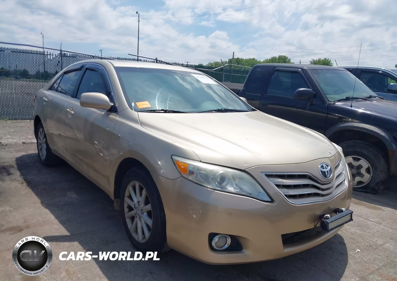 2010 Toyota Camry Xle – zdjęcie 1 z 11