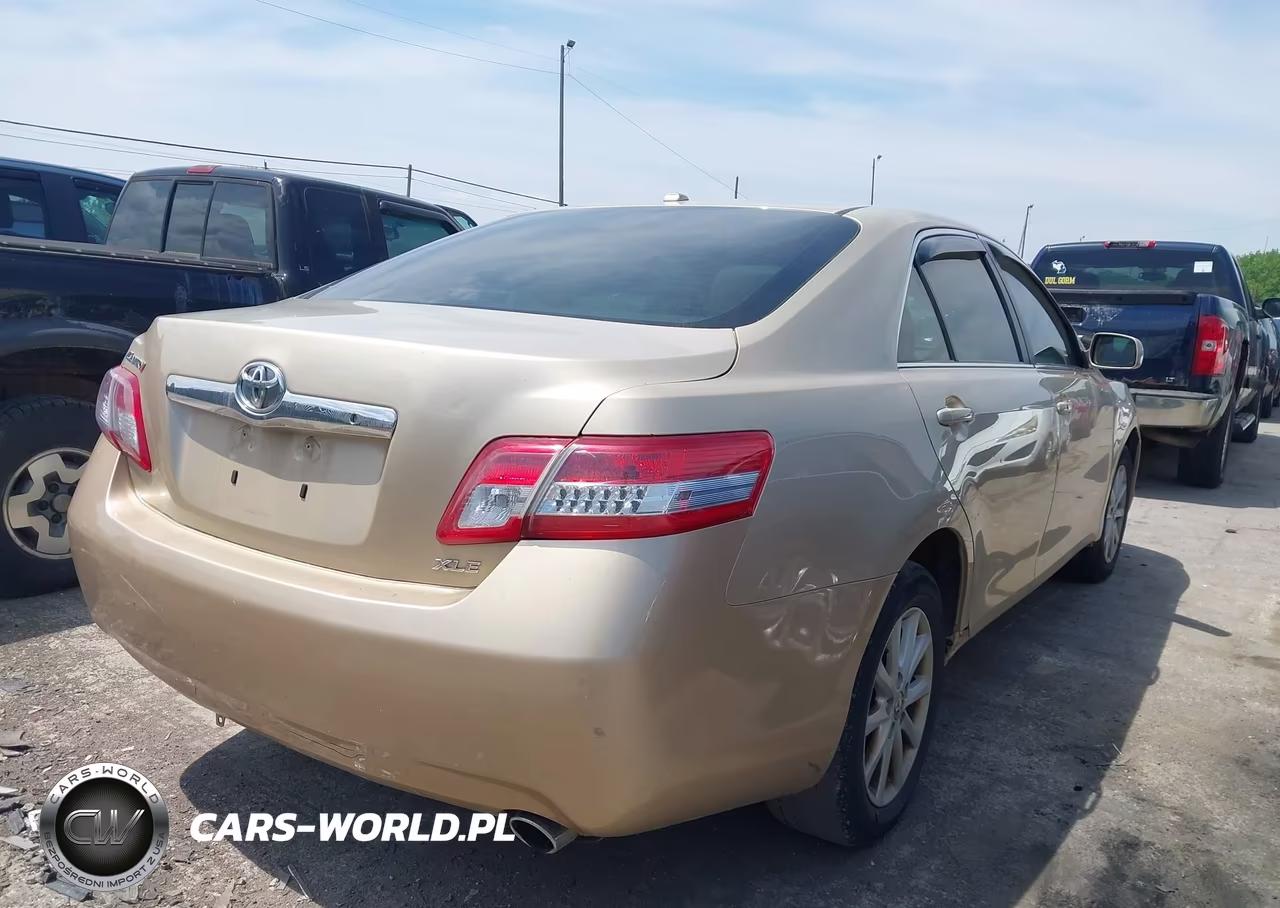 2010 Toyota Camry Xle VIN:4T4BF3EK6AR061612 - 4