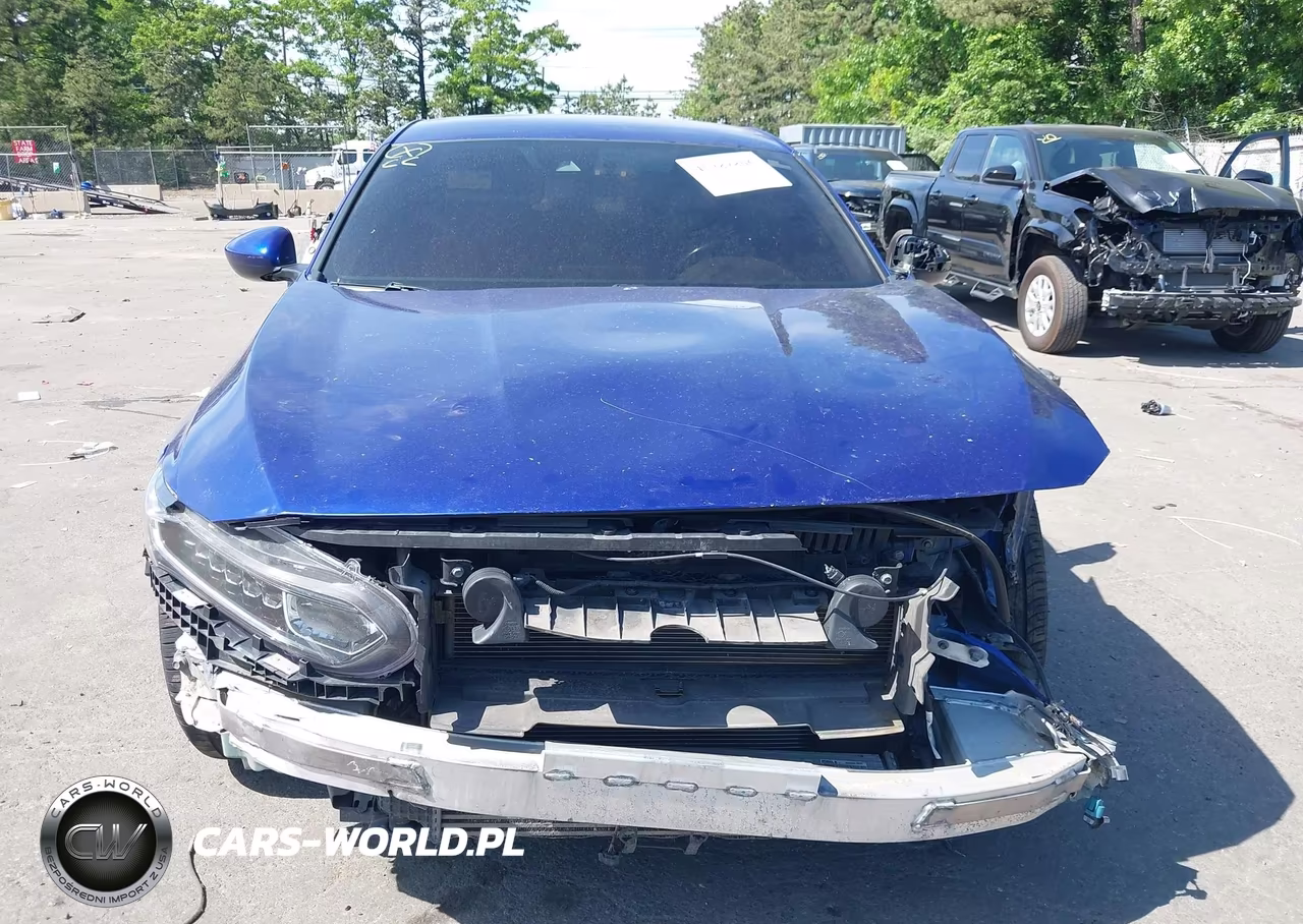 2018 Honda Accord Sport VIN:1HGCV1F37JA230122 - 13