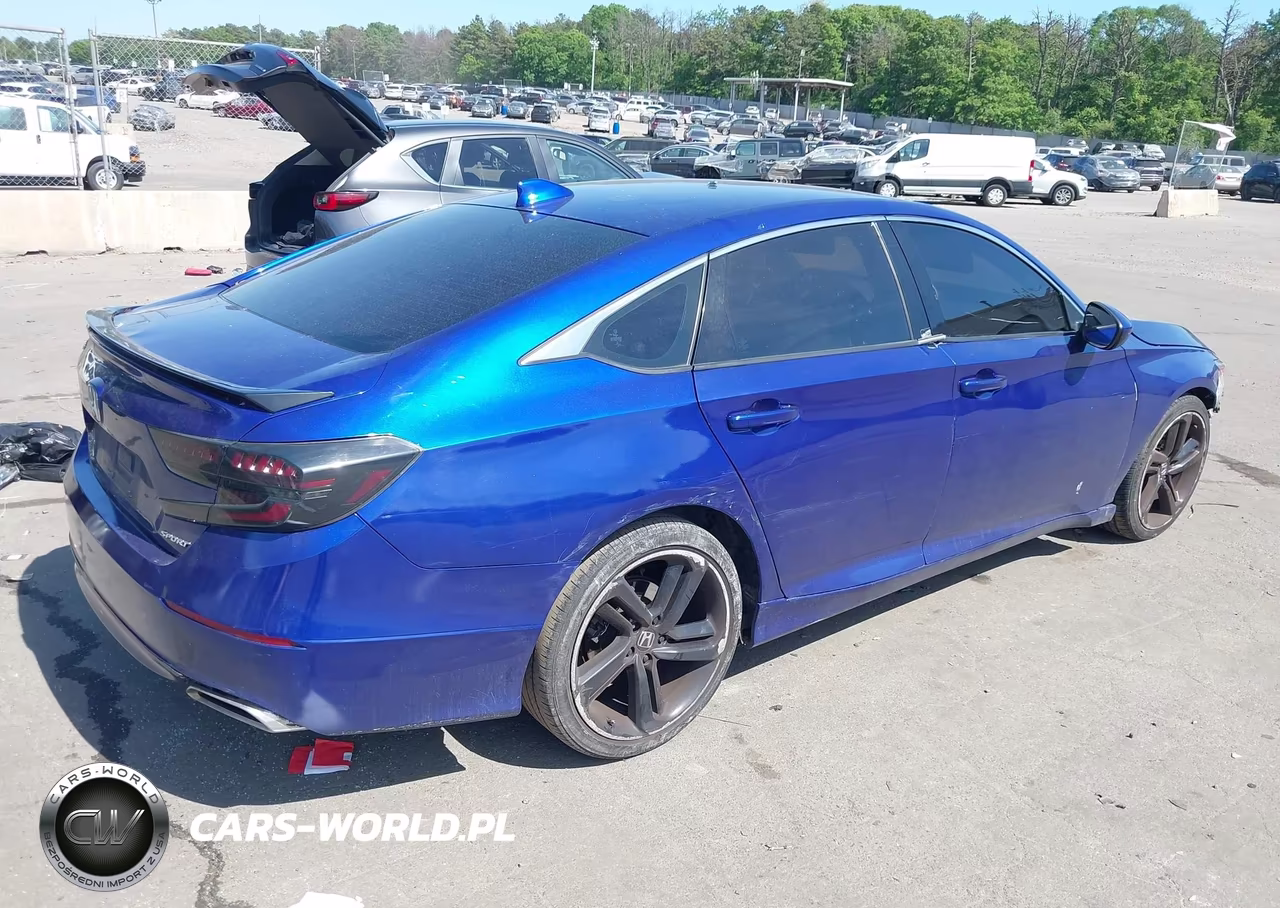 2018 Honda Accord Sport VIN:1HGCV1F37JA230122 - 4