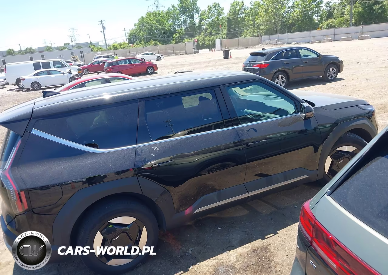 2026 Kia Ev9 Light Long Range VIN:5XYAB5S14TG006965 - 13