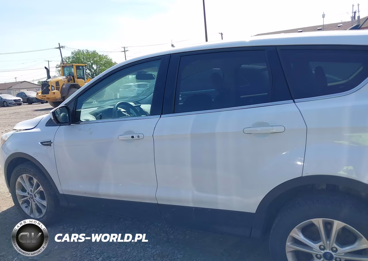 2019 Ford Escape Se VIN:1FMCU9GD7KUB97898 - 14