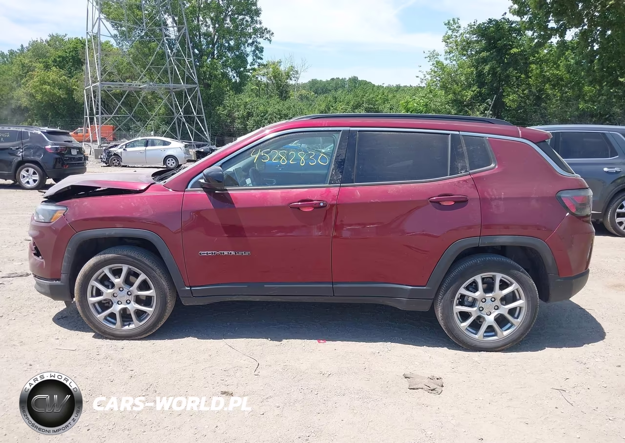 2022 Jeep Compass Latitude Lux 4X4 VIN:3C4NJDFB9NT172413 - 14