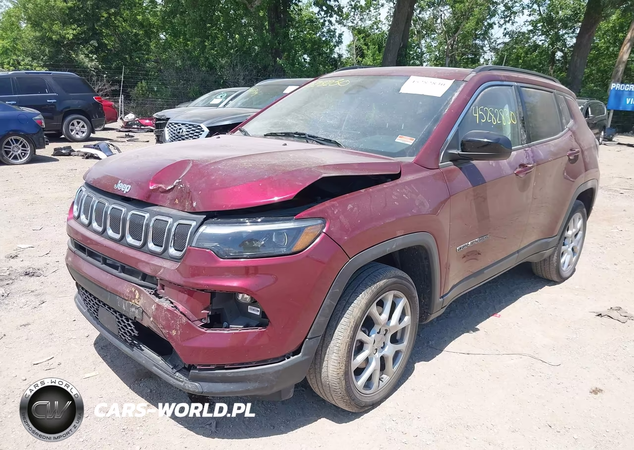 2022 Jeep Compass Latitude Lux 4X4 VIN:3C4NJDFB9NT172413 - 6