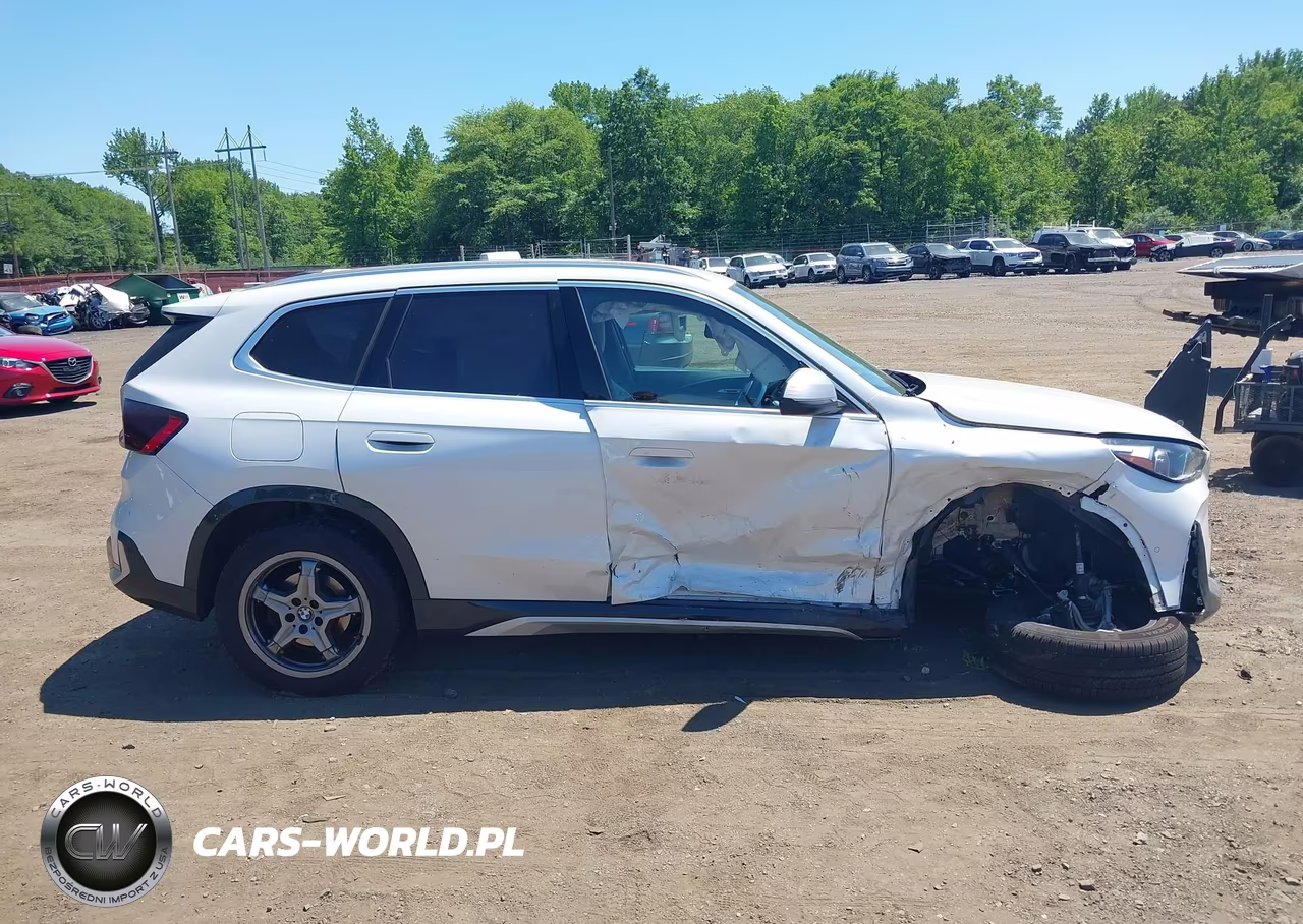 2024 BMW X1 xDrive28I VIN:WBX73EF08R5Z52838 - 13
