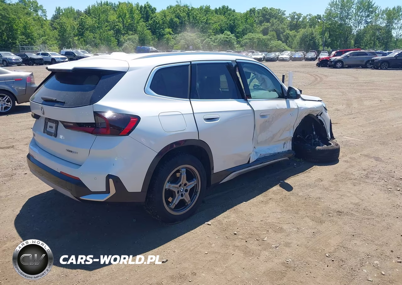 2024 BMW X1 xDrive28I VIN:WBX73EF08R5Z52838 - 4