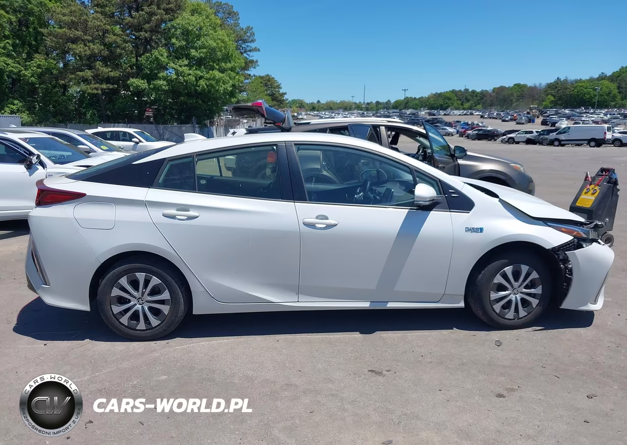 2021 Toyota Prius Prime Xle VIN:JTDKAMFP8M3189938 - 13
