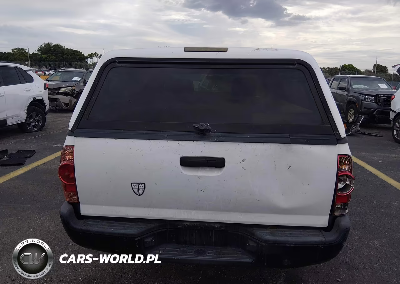 2014 Toyota Tacoma VIN:5TFNX4CN2EX043270 - 16