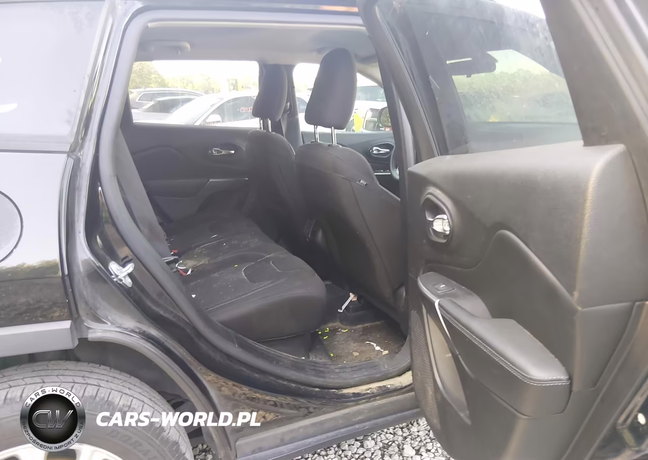 2020 Jeep Cherokee Latitude Fwd VIN:1C4PJLCB0LD552847 - 8