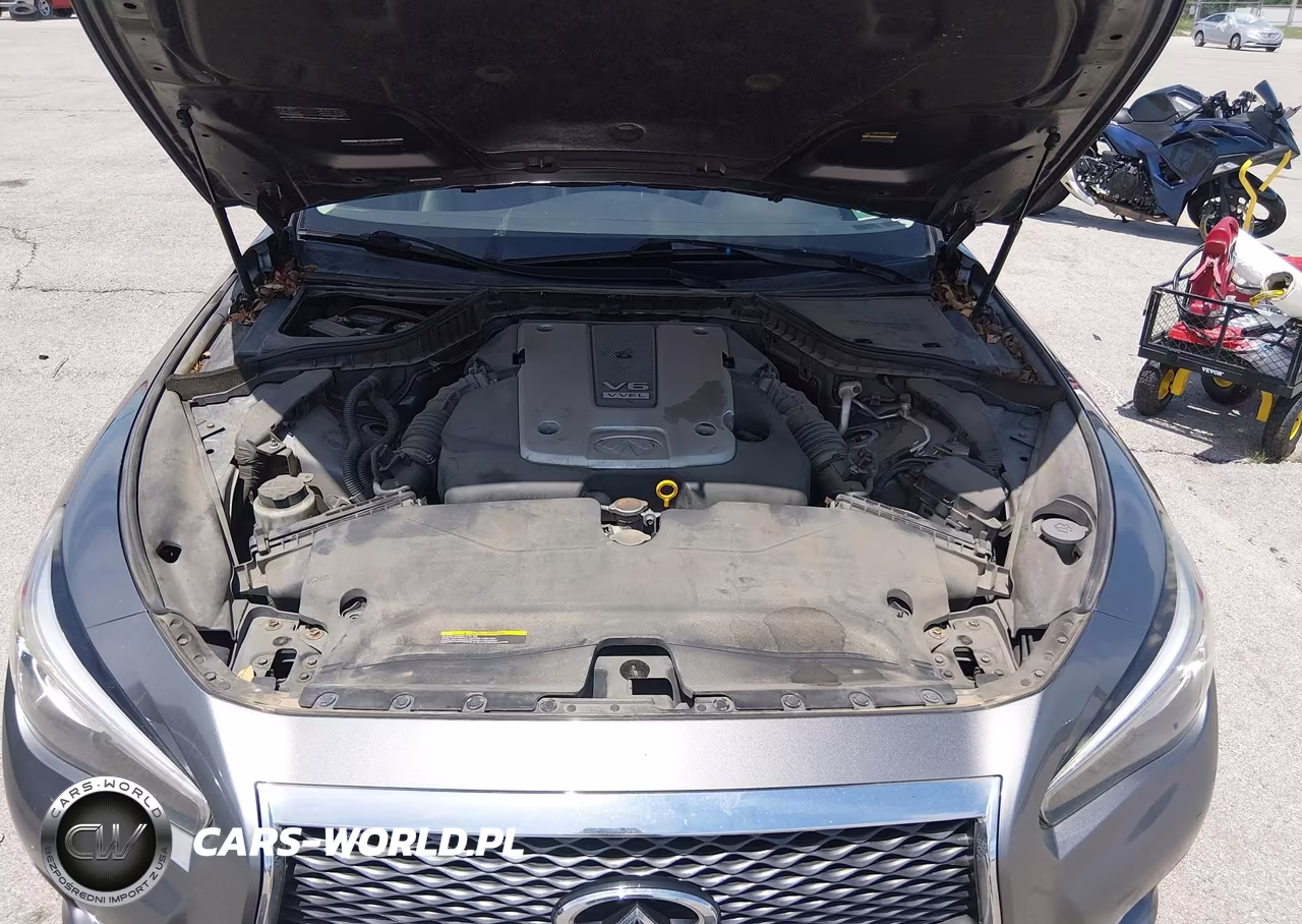 2014 Infiniti Q50 Premium VIN:JN1BV7ARXEM702300 - 10