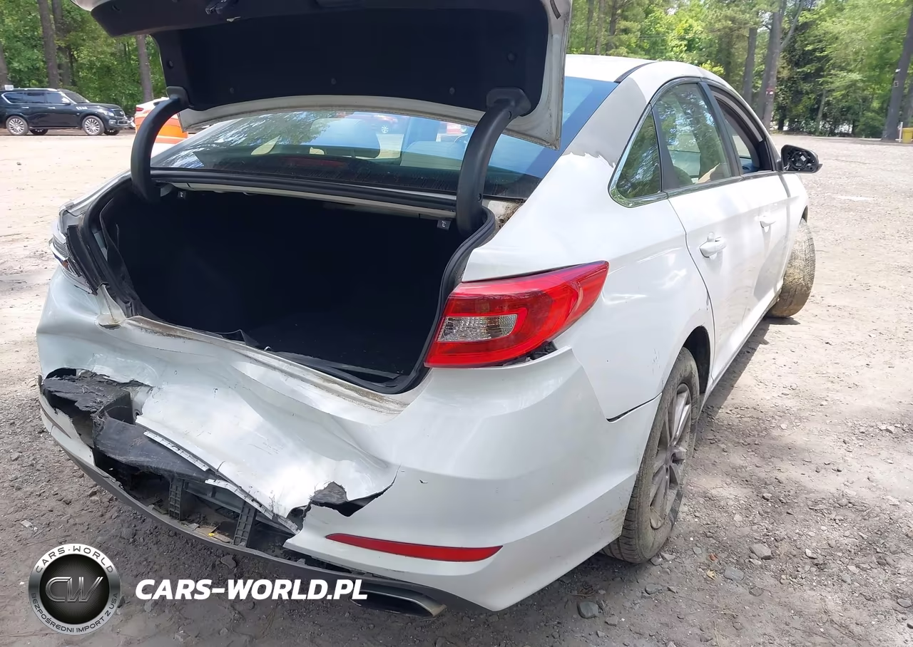 2016 Hyundai Sonata Se VIN:5NPE24AF5GH374207 - 4