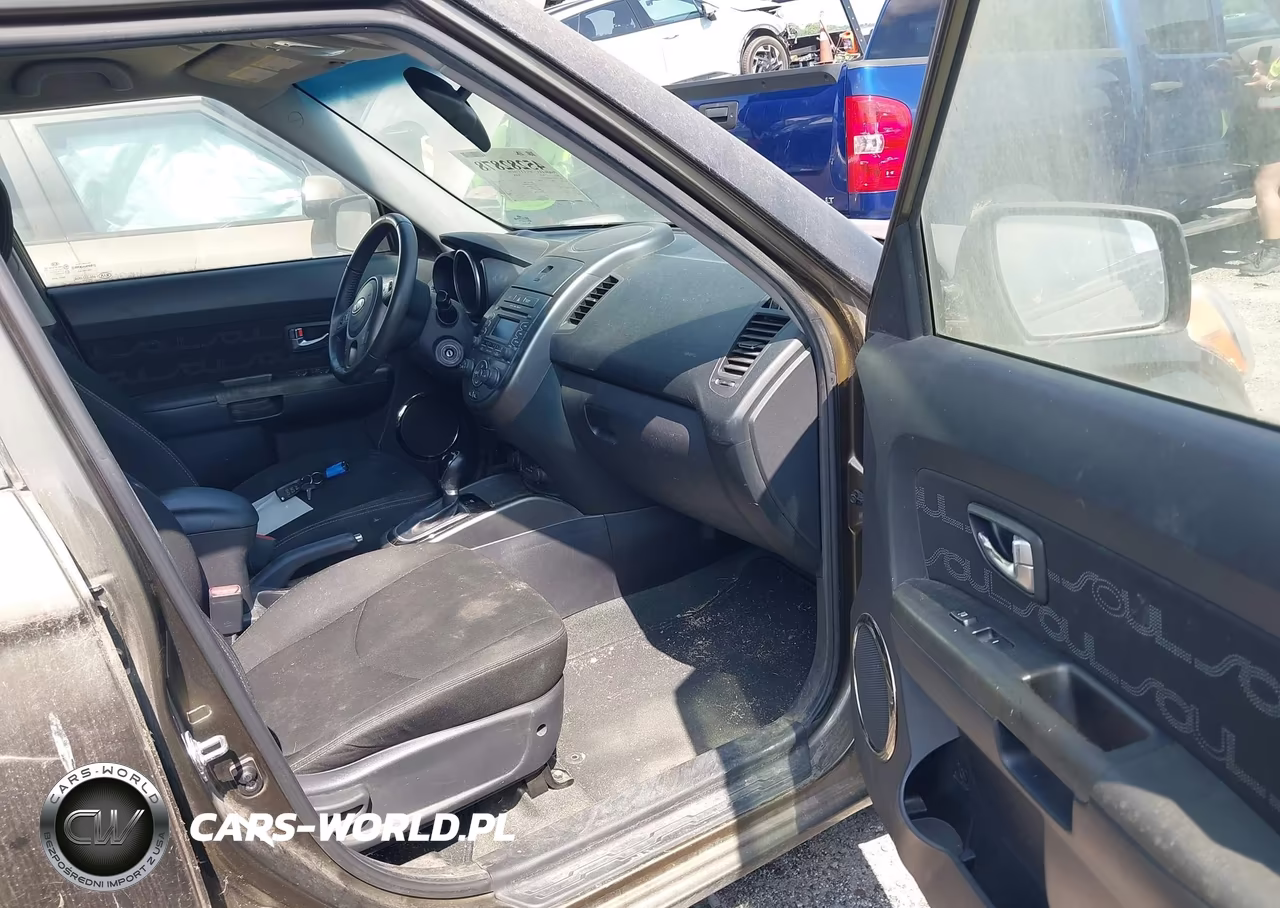 2012 Kia Soul + VIN:KNDJT2A68C7411474 - 5