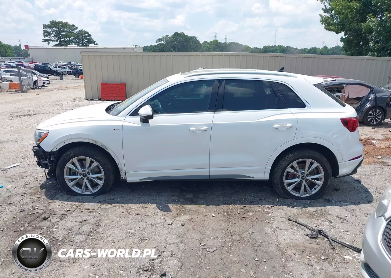 2022 Audi Q3 Premium S Line 45 VIN:WA1DECF30N1005538 - 14