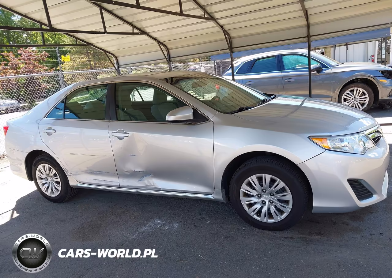 2014 Toyota Camry Le VIN:4T4BF1FK3ER374948 - 12