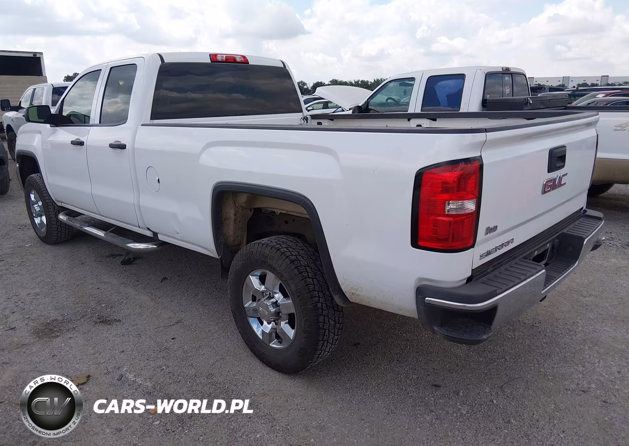 2015 GMC Sierra 2500Hd VIN:1GD21XEG6FZ533765 - 3