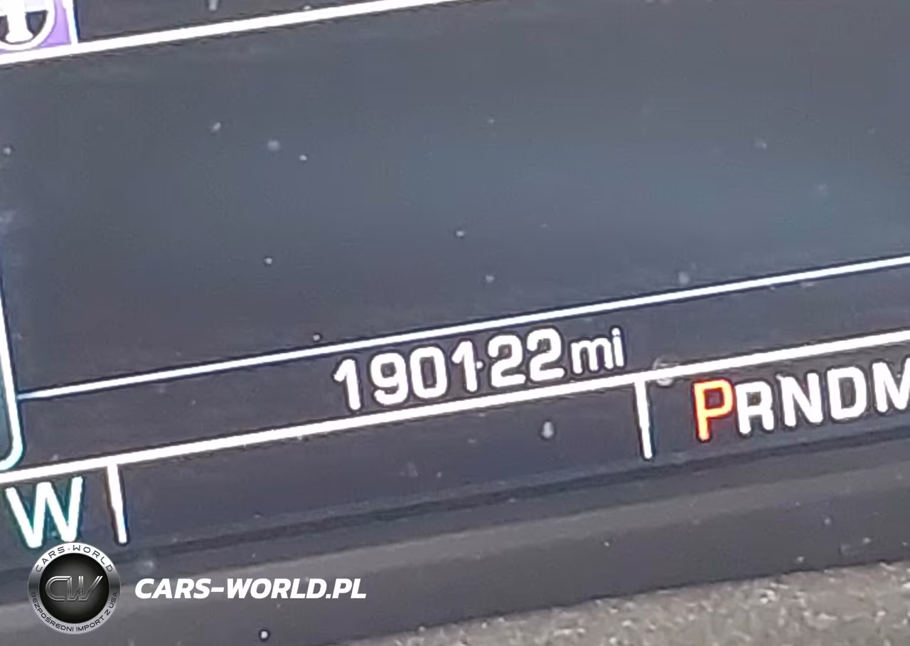 2016 Chevrolet Suburban Ltz VIN:1GNSKJKC5GR358904 - 15