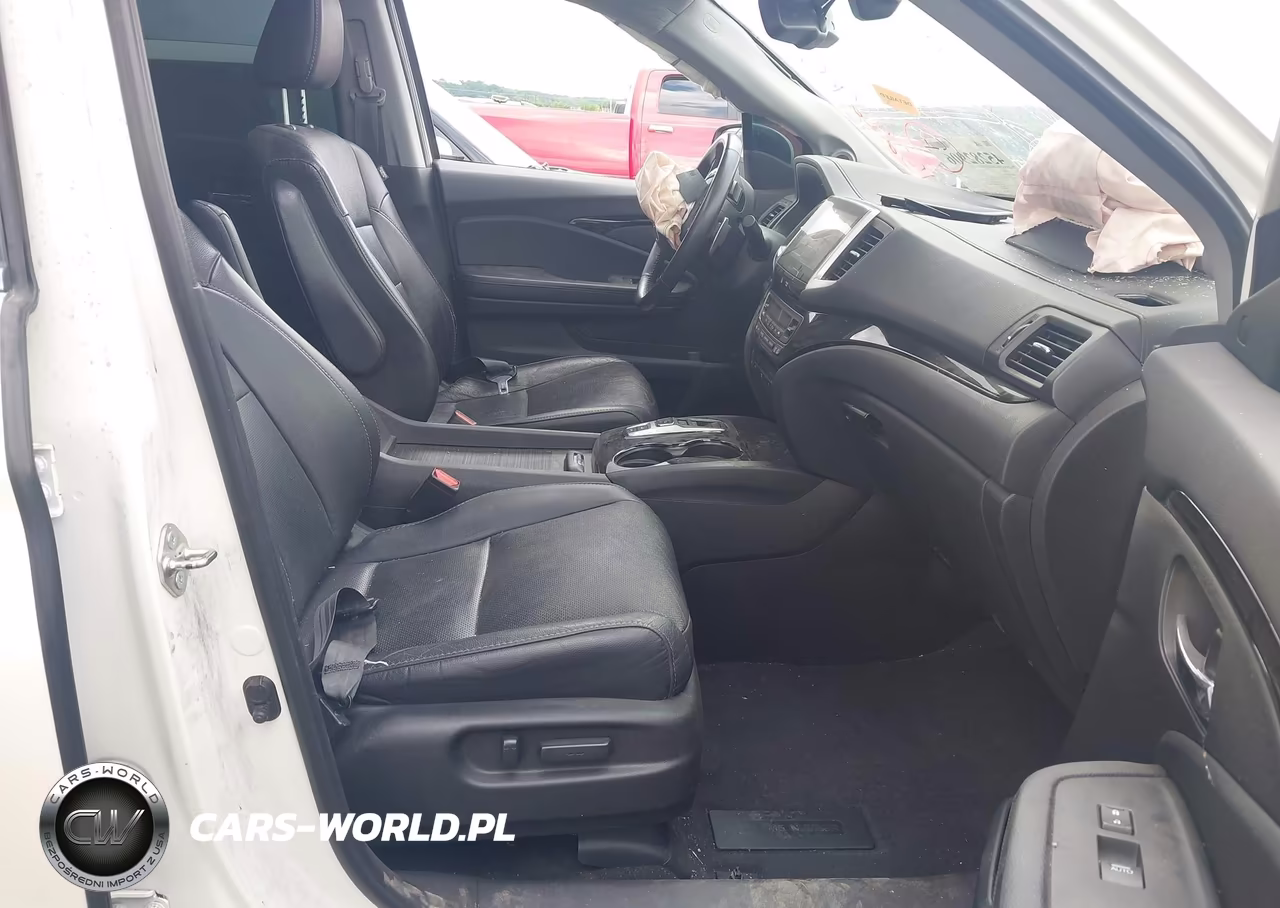 2018 Honda Pilot Elite VIN:5FNYF6H0XJB005458 - 5