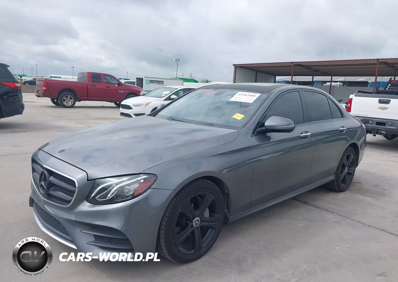 2017 Mercedes-Benz E 300 VIN:WDDZF4JB1HA080742 - 2
