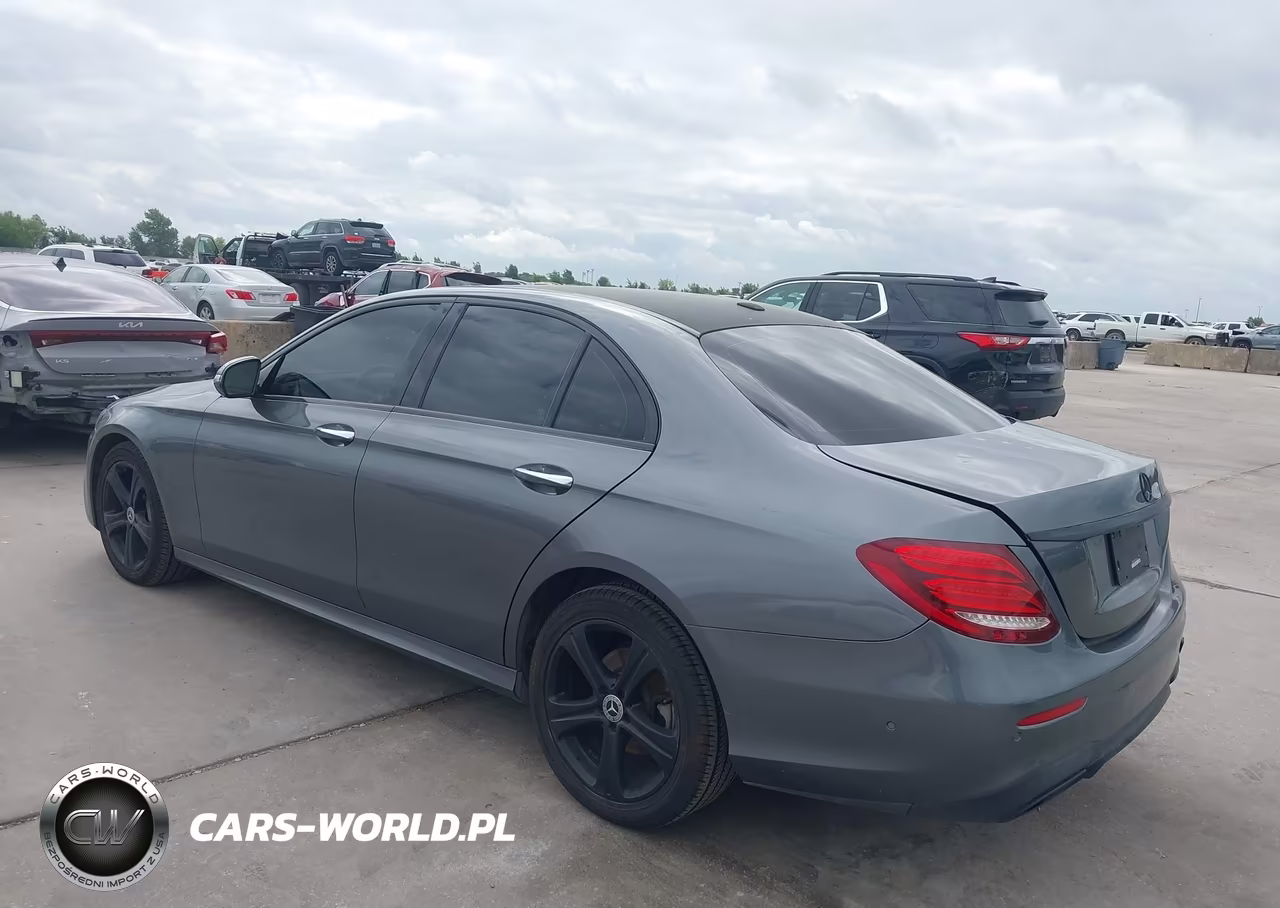 2017 Mercedes-Benz E 300 VIN:WDDZF4JB1HA080742 - 3