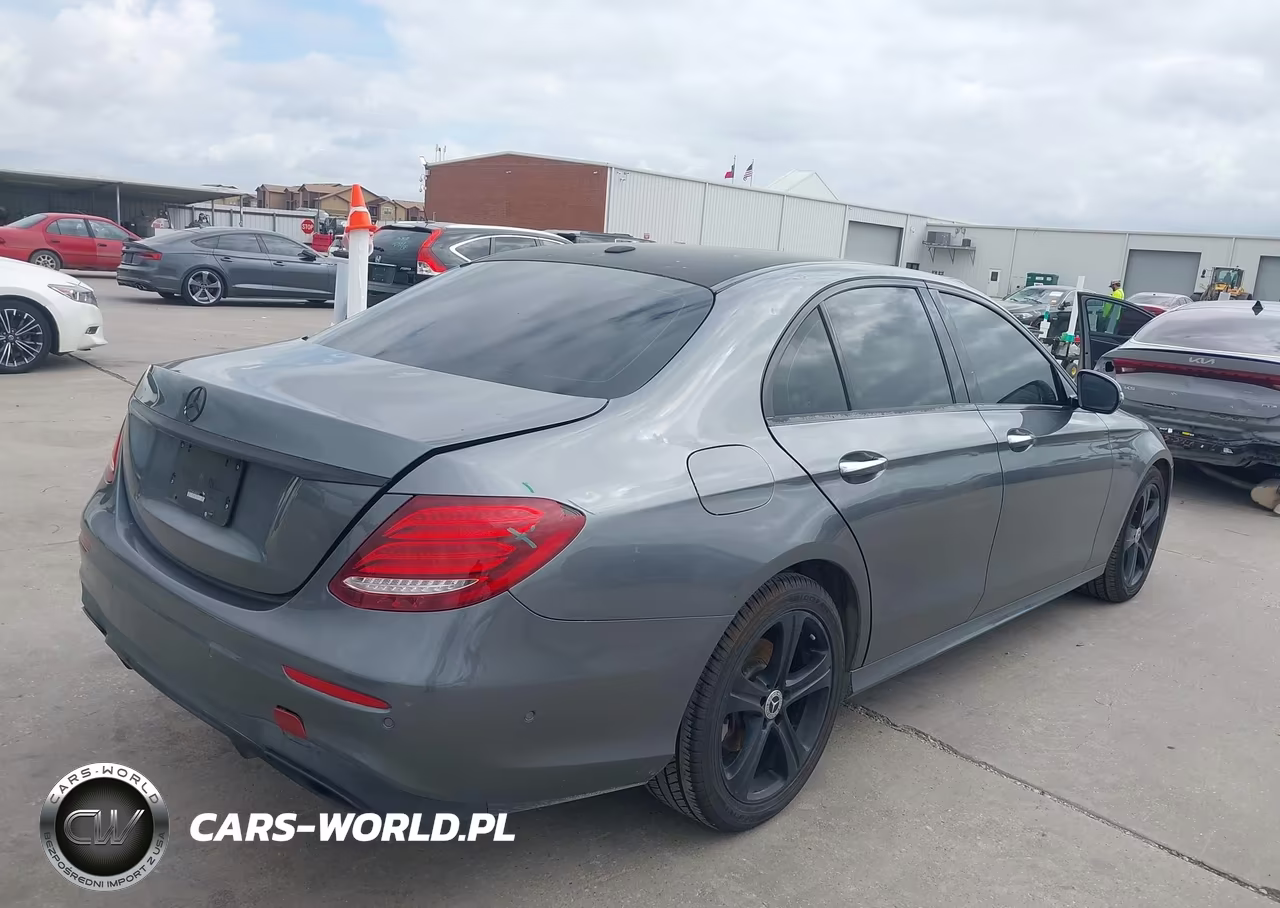 2017 Mercedes-Benz E 300 VIN:WDDZF4JB1HA080742 - 4