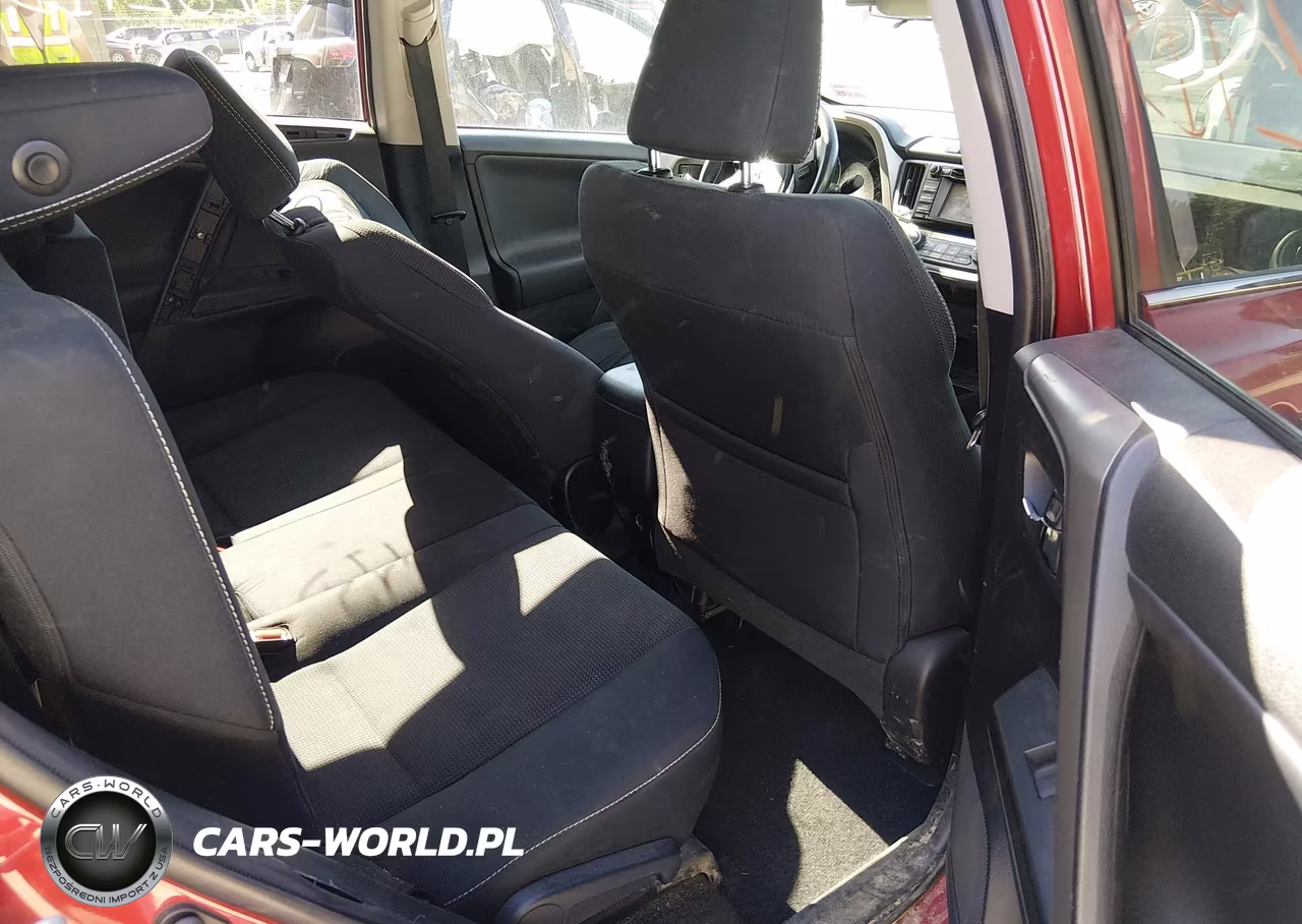 2017 Toyota Rav4 Xle VIN:2T3RFREV3HW587932 - 8