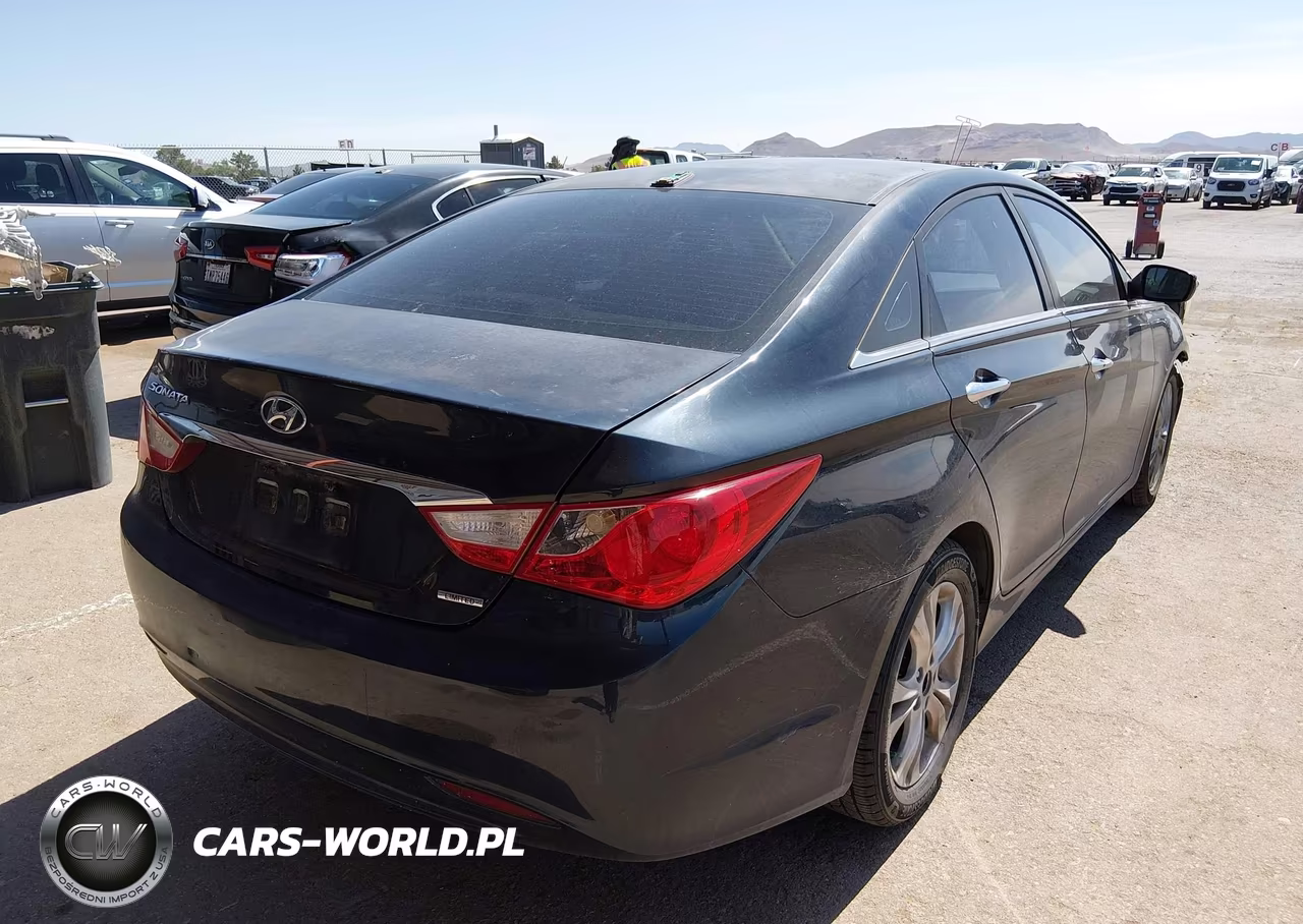 2011 Hyundai Sonata Limited VIN:5NPEC4AC5BH048306 - 4
