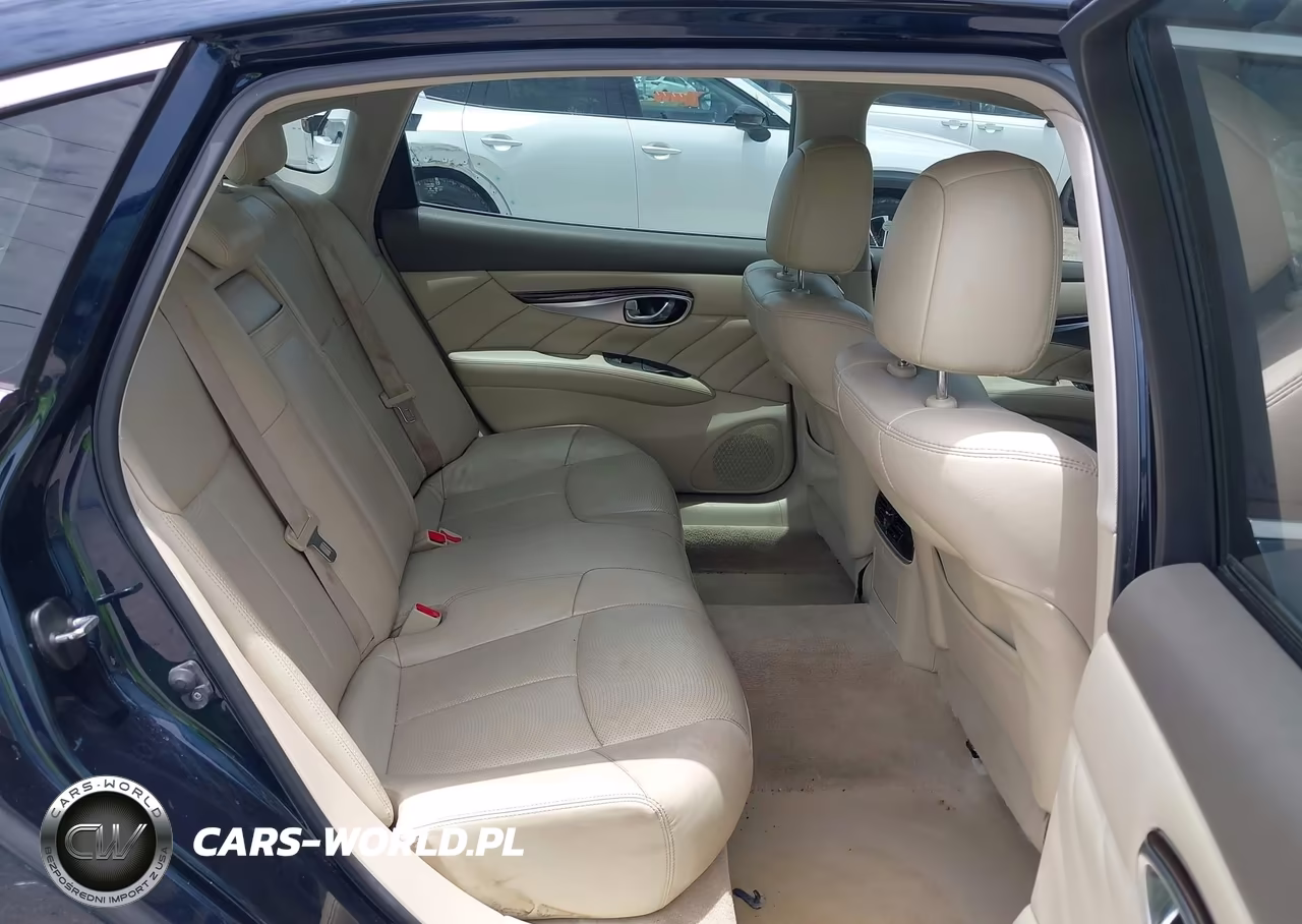 2017 Infiniti Q70L 3.7 VIN:JN1BY1PPXHM170044 - 8
