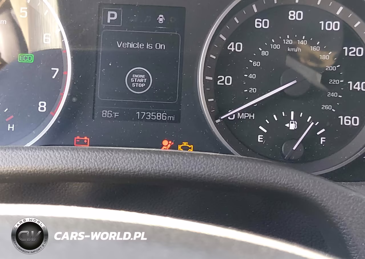 2018 Hyundai Elantra Value Edition VIN:5NPD84LF7JH339599 - 16