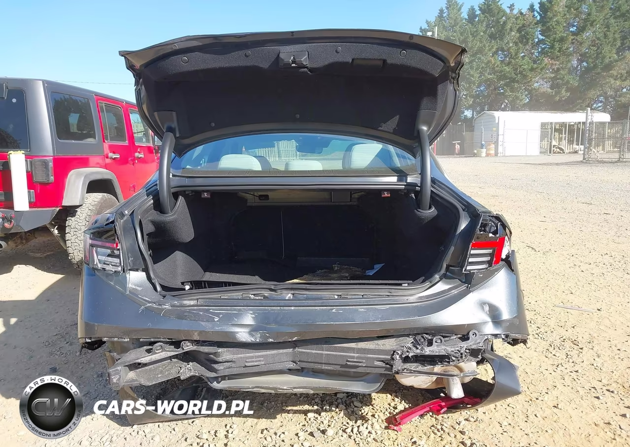 2025 Hyundai Sonata Sel VIN:KMHL64JA8SA428966 - 16