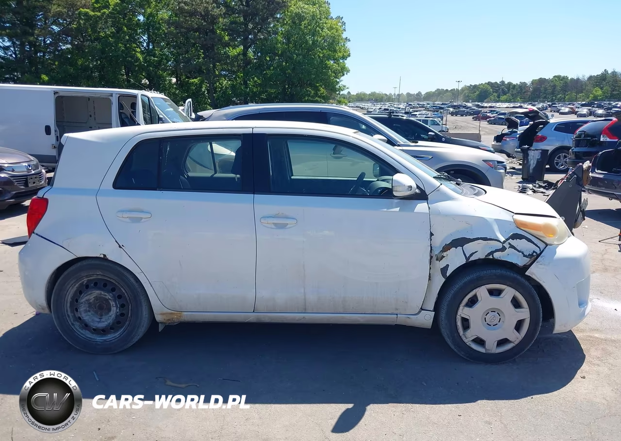 2008 Scion Xd VIN:JTKKU10448J012303 - 13