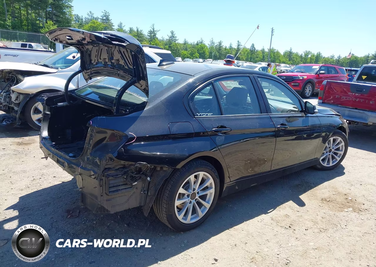 2015 BMW 328I xDrive VIN:WBA3B3G56FNT68699 - 4