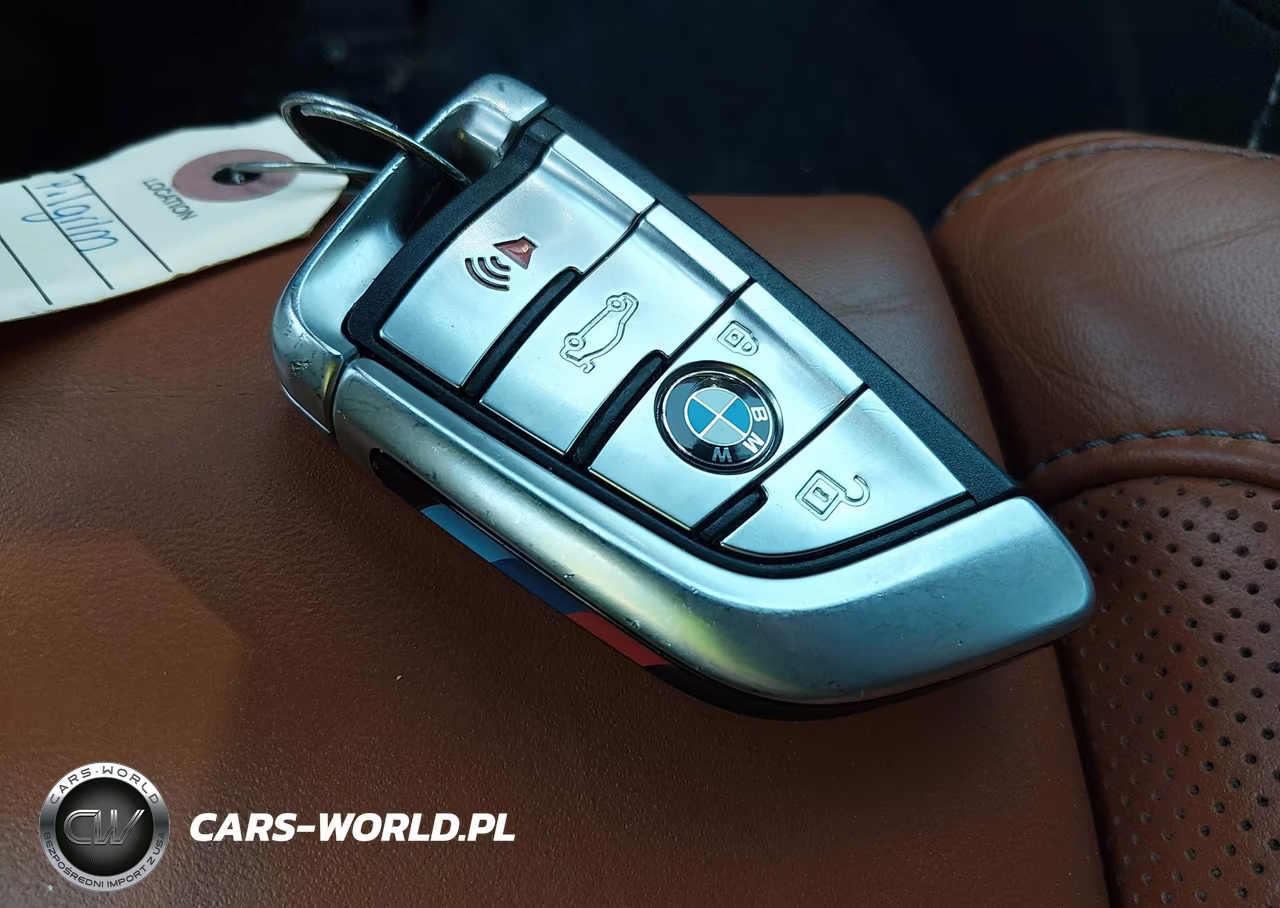 2019 BMW M5 VIN:WBSJF0C56KB285507 - 11