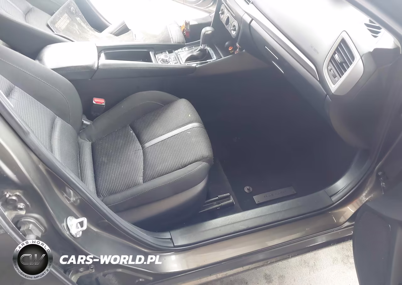 2018 Mazda Mazda3 Sport VIN:3MZBN1U7XJM188397 - 5