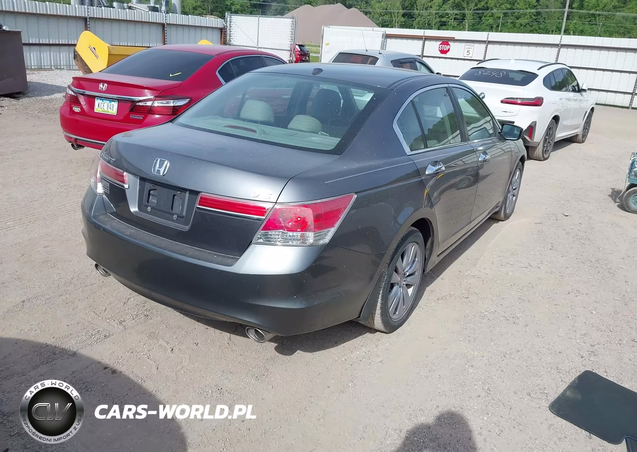 2011 Honda Accord 3.5 Ex-L VIN:1HGCP3F83BA017588 - 4