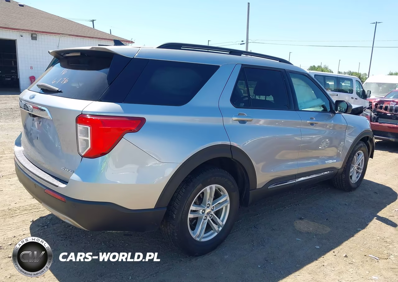 2021 Ford Explorer Xlt VIN:1FMSK8DH3MGB13693 - 4