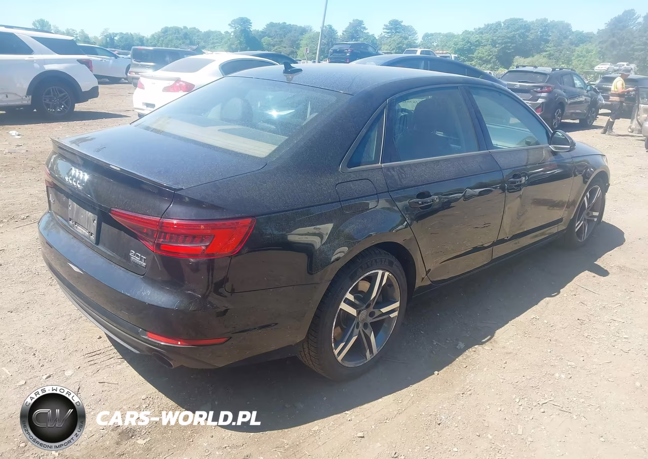 2017 Audi A4 2.0T Premium VIN:WAUANAF42HN052277 - 4