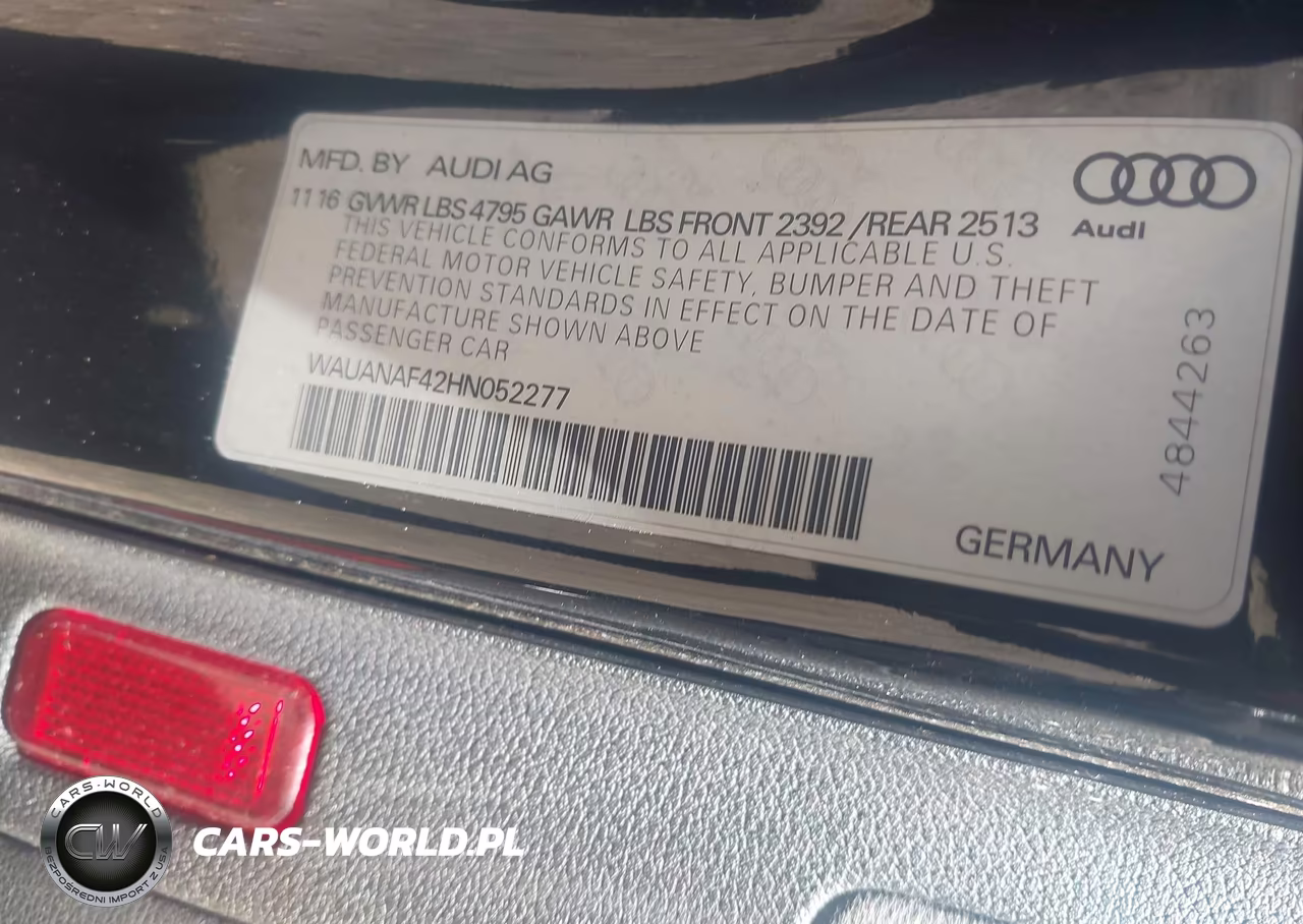 2017 Audi A4 2.0T Premium VIN:WAUANAF42HN052277 - 9