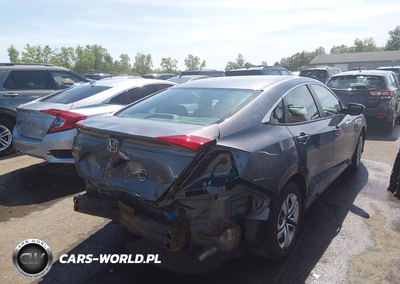 2017 Honda Civic Lx VIN:19XFC2F57HE055886 - 4