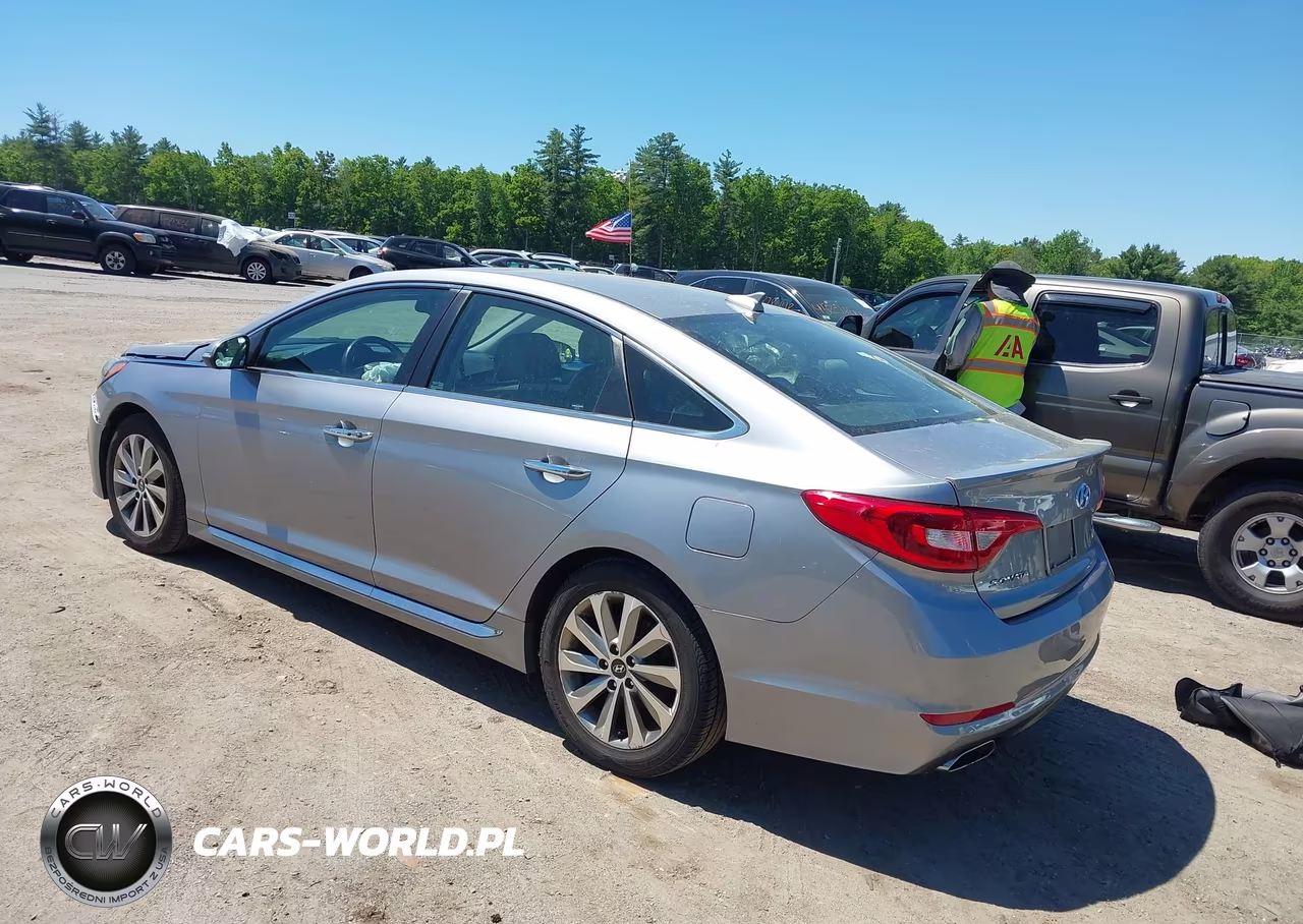 2017 Hyundai Sonata Sport VIN:5NPE34AF9HH590138 - 3