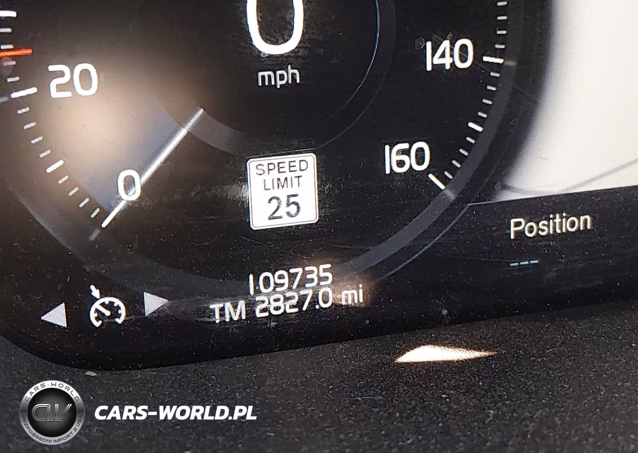 2016 Volvo Xc90 T6 Momentum VIN:YV4A22PK8G1027983 - 15