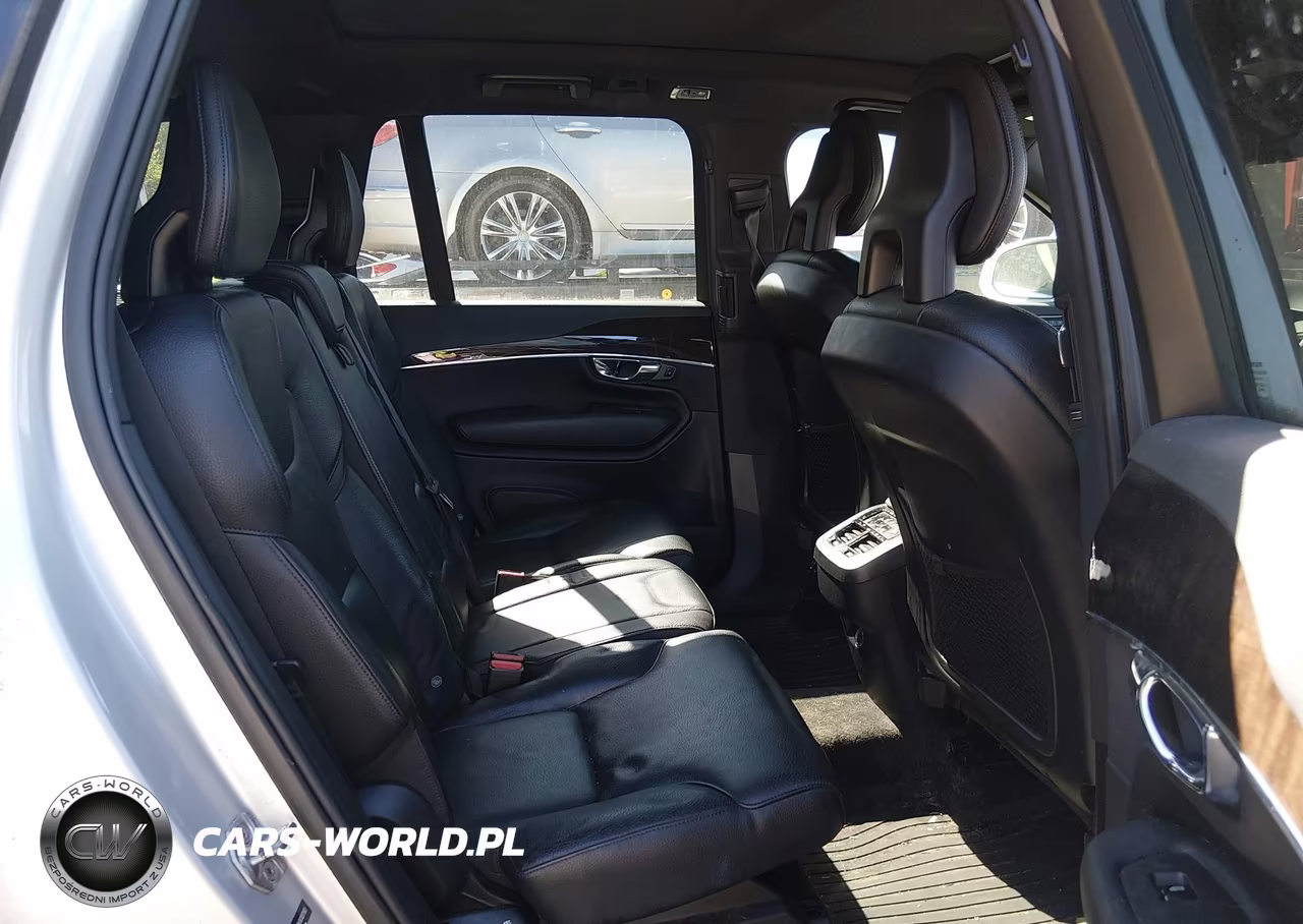 2016 Volvo Xc90 T6 Momentum VIN:YV4A22PK8G1027983 - 8