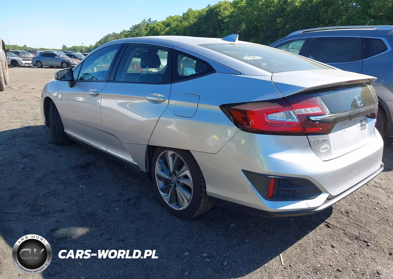 2018 Honda Clarity Plug-In Hybrid VIN:JHMZC5F13JC018115 - 3