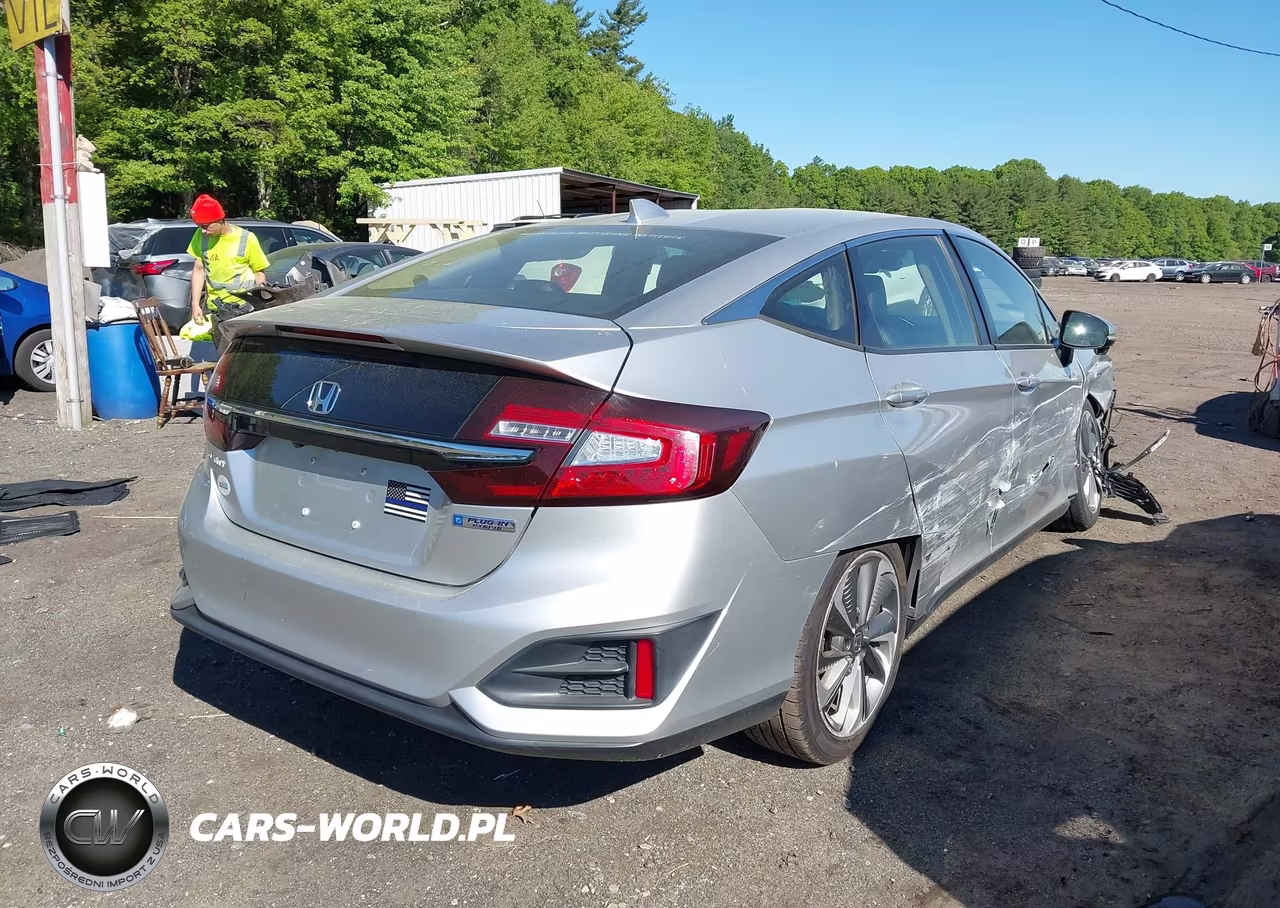 2018 Honda Clarity Plug-In Hybrid VIN:JHMZC5F13JC018115 - 4