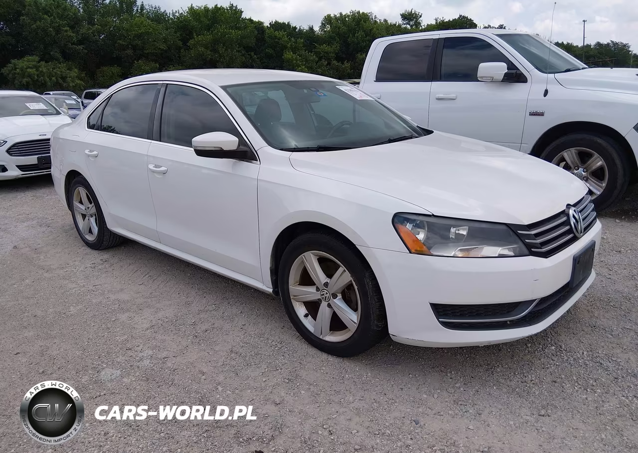 2014 Volkswagen Passat 1.8T Wolfsburg Edition – zdjęcie 1 z 11