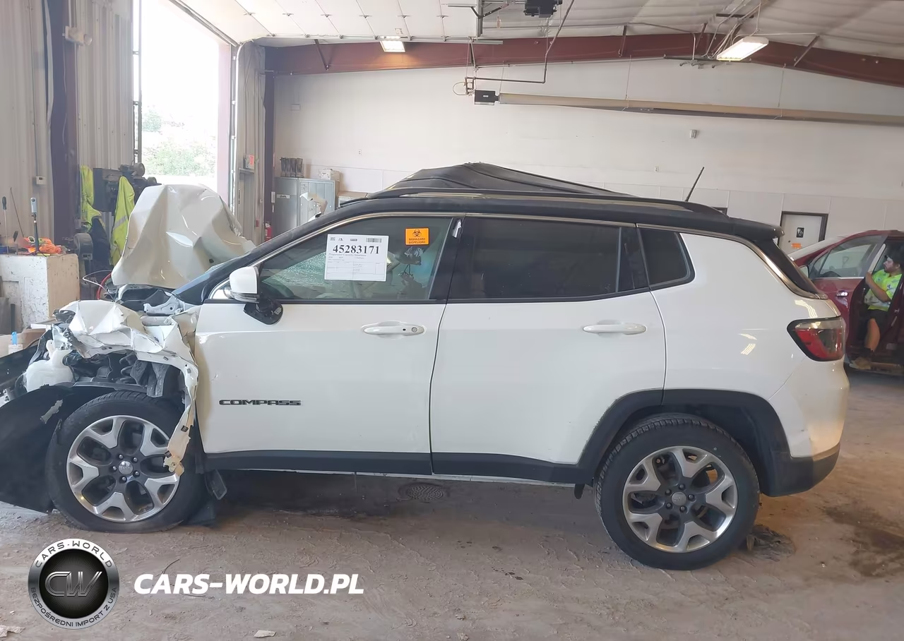 2018 Jeep Compass Limited 4X4 VIN:3C4NJDCB5JT315095 - 14