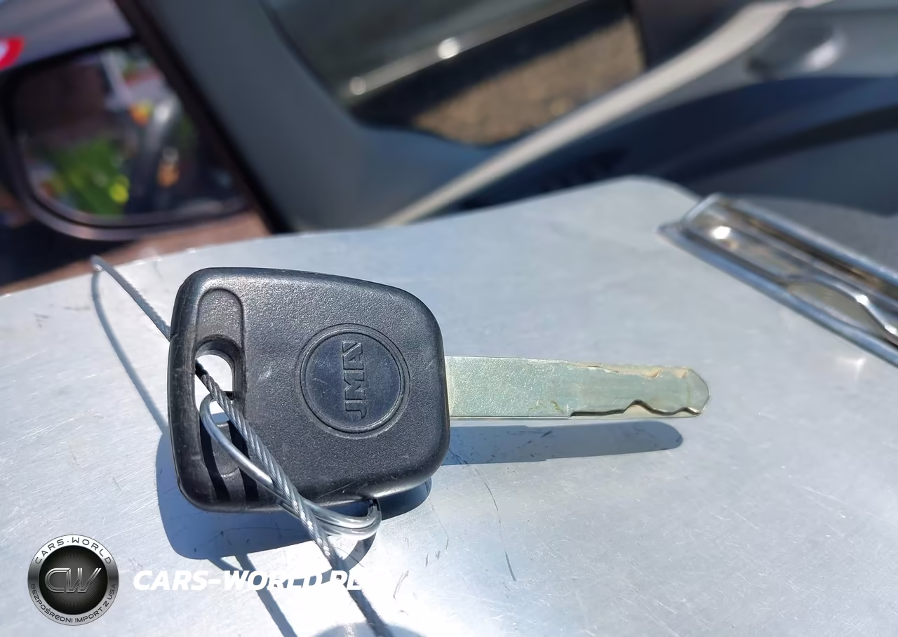 2013 Honda Fit VIN:JHMGE8H3XDC015234 - 11
